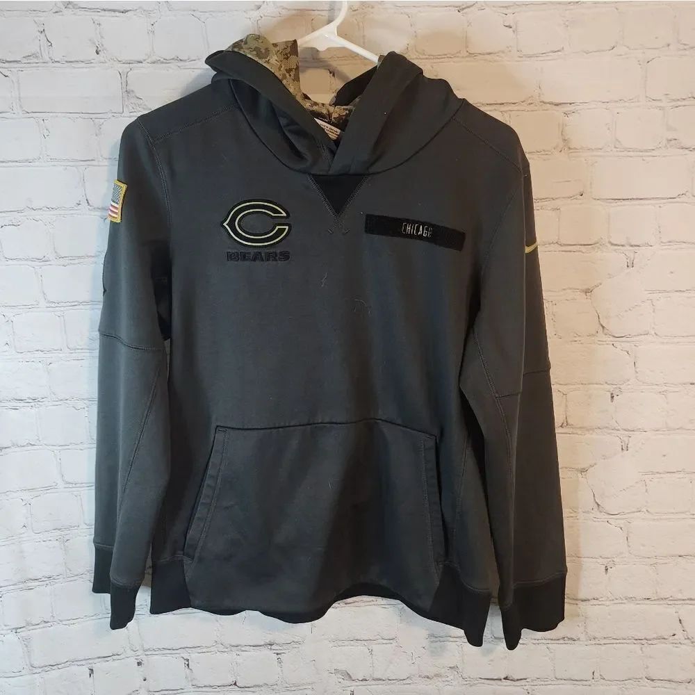Boy's NFL Nike Chicago Bears "Salute to Service hoodie, size small